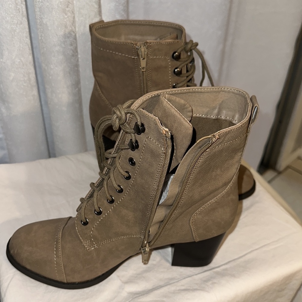 Women’s Madden Girl Boots - Picture 2 of 6